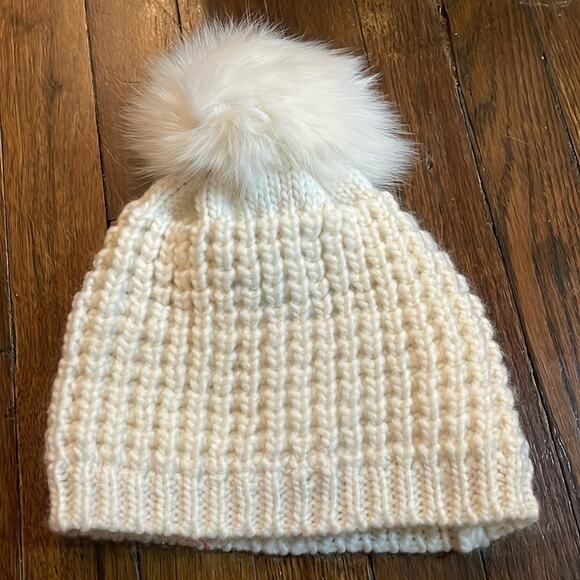 Kyi Kyi Fleece Beanie Fox Fur Pom Pom Hat New - Picture 2 of 5